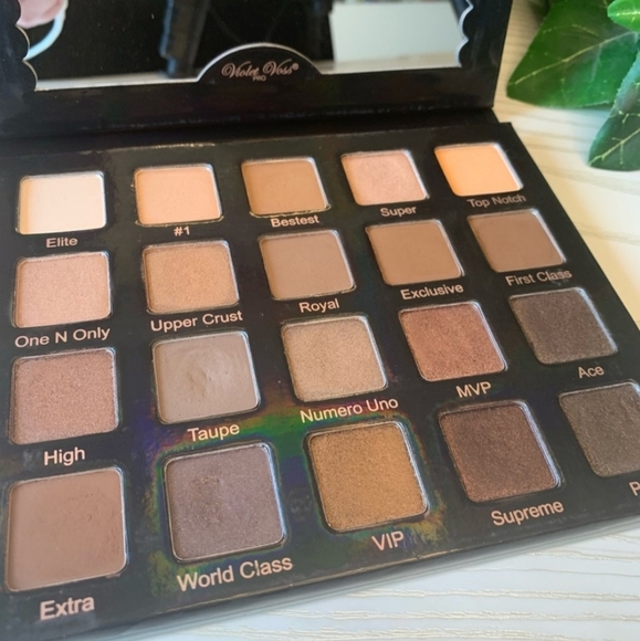 Violet Voss Taupe Notch Eyeshadow Palette - Picture 3 of 5